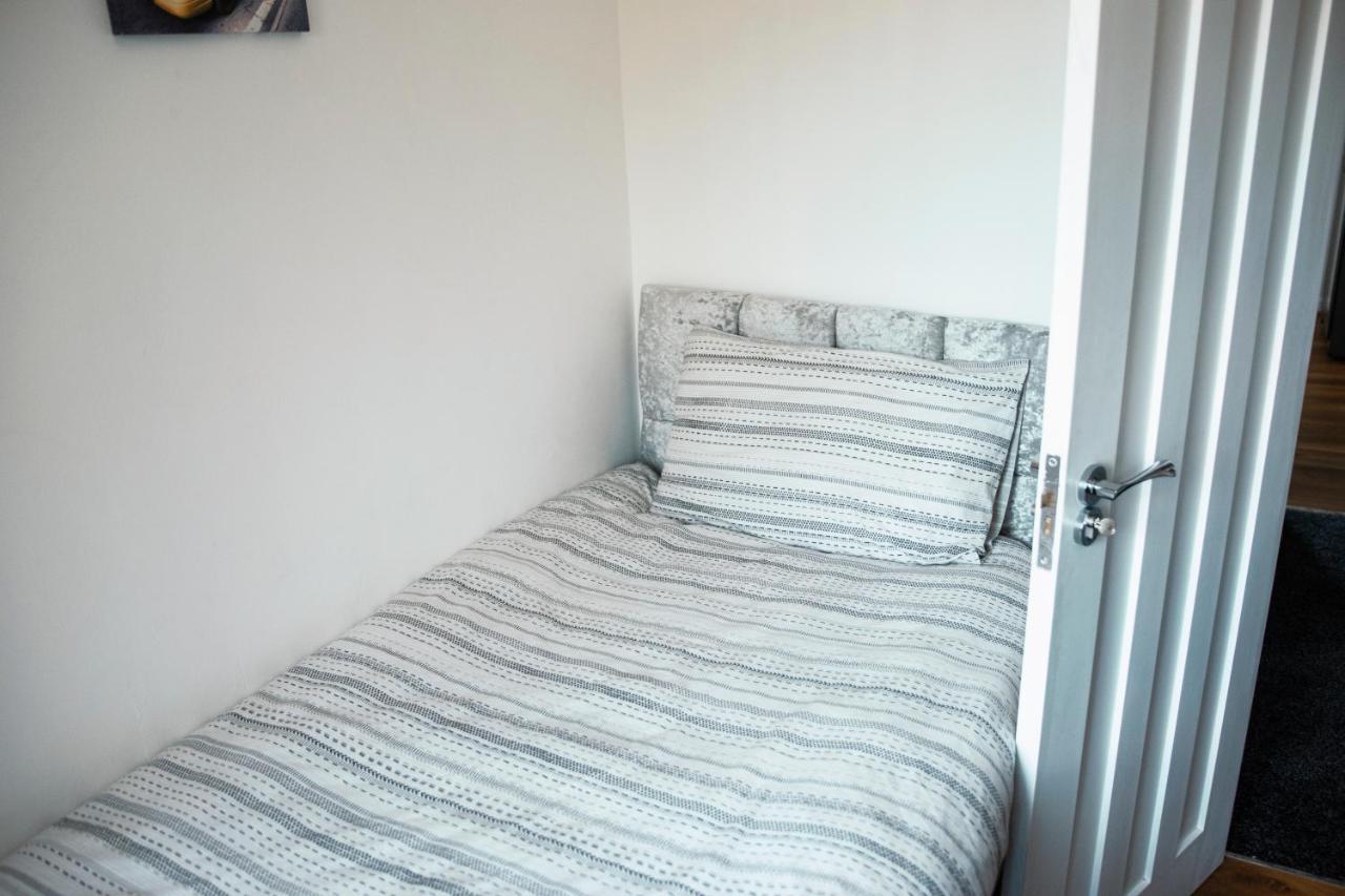 Cosy Home Near Nec, Bhx Bullring & Solihull Birmingham Exterior foto